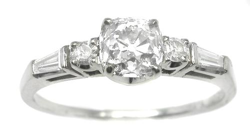 Antique Diamond 18k Gold Engagement Ring