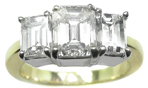 Anniversary 3 diamond ring 2.50ct