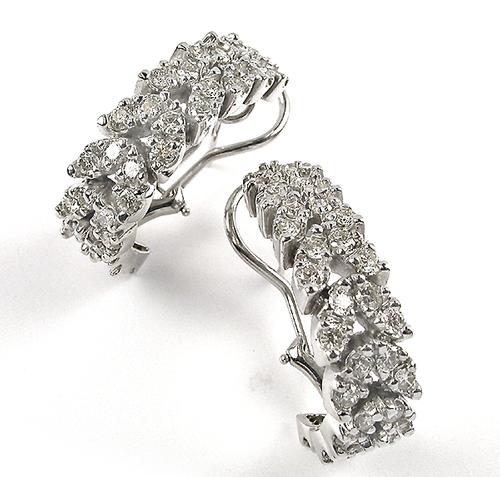 Round Cut Diamond 18K White Gold Earrings