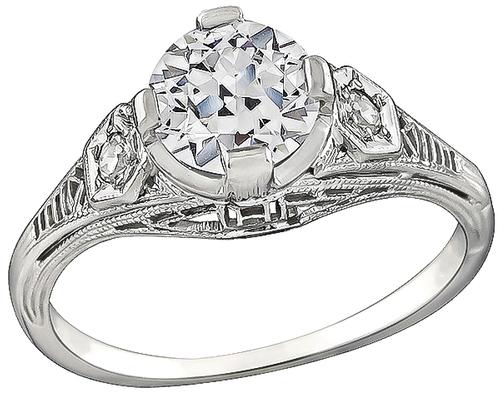 Round Cut Diamond 18k White Gold Engagement Ring