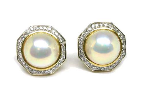 Round Cut Diamond Mabe Pearl 18k Yellow Gold Earrings