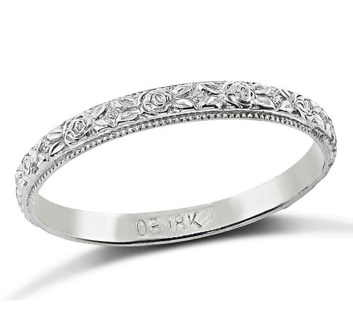 18k White Gold Vintage Wedding Band