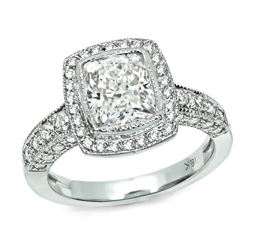 Cushion Cut Diamond 18k White Gold Engagement Ring