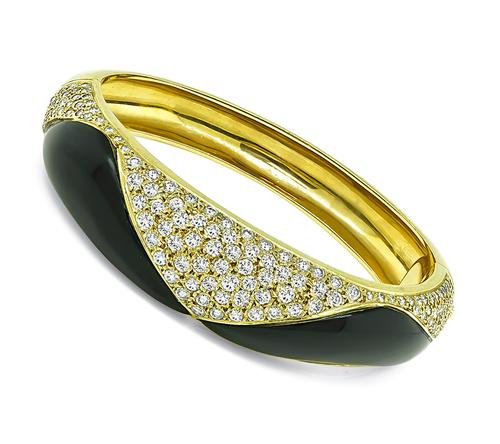 Round Cut Diamond Onyx 14k Yellow Gold Bangle