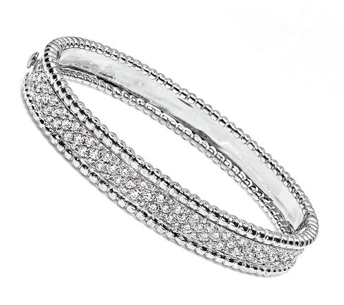 Round Cut Diamond 18k White Gold Bangle