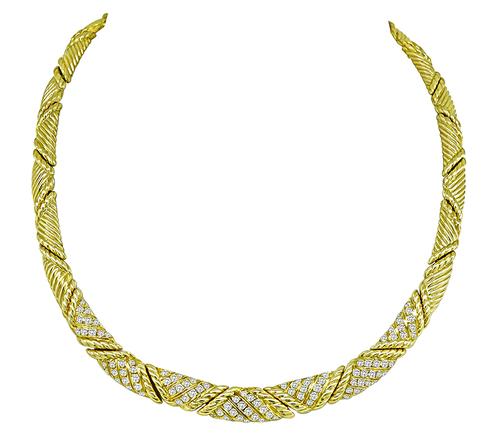 Round Cut Diamond 18k Yellow Gold Necklace