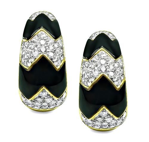 Round Cut Diamond Onyx 18k Yellow Gold Earrings