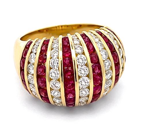 Round Cut Diamond and Ruby 18k Yellow Gold Ring
