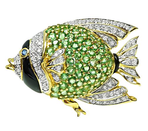 Round Cut Green Garnet and Diamond Onyx 18k Yellow Gold Fish Brooch