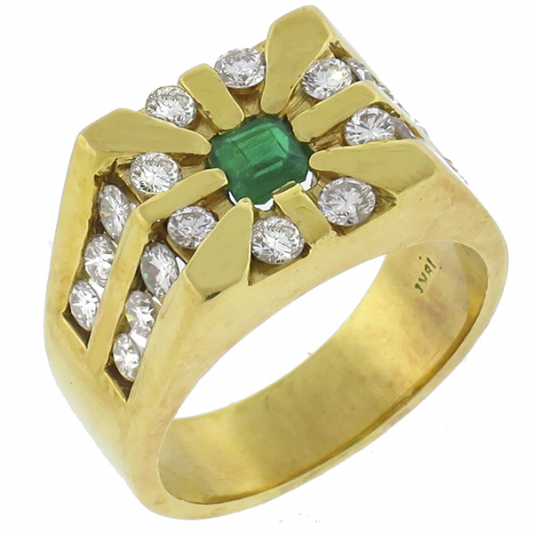 emerald diamond 18k yellow gold ring 2