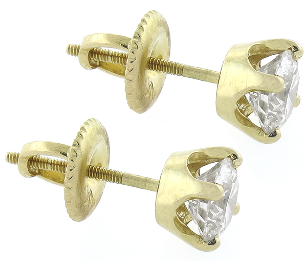 1.04ct diamond stud earrings photo 1