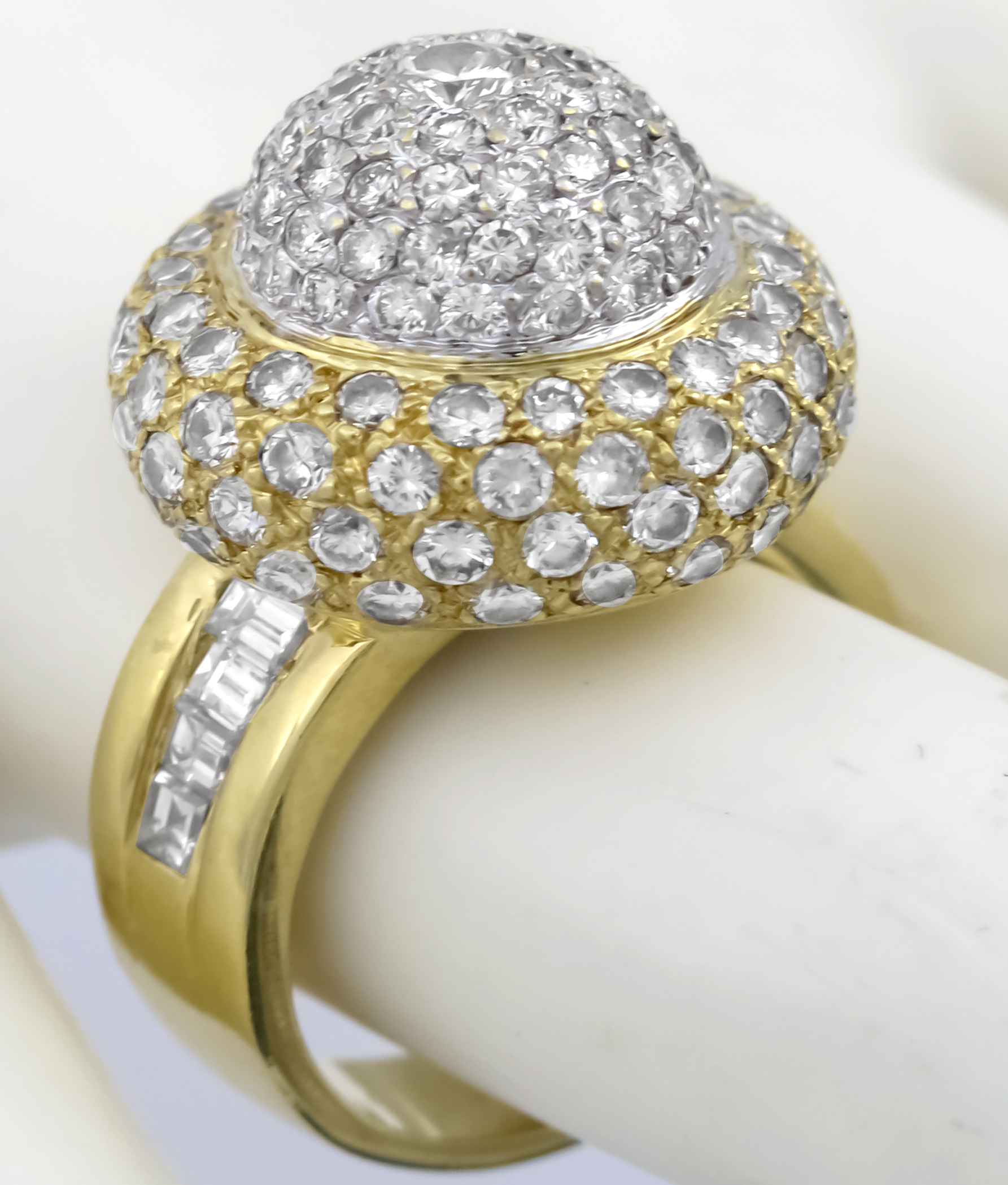 diamond 18k yellow  gold estate ring  1