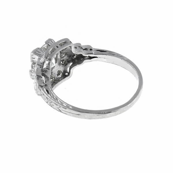 platinum diamond engagement ring 1