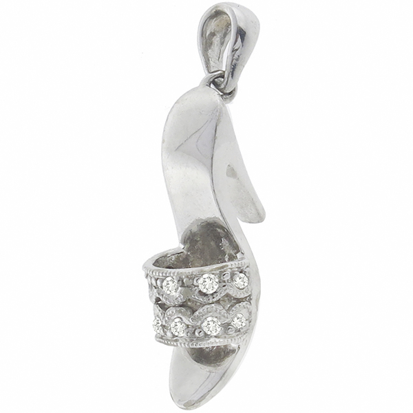 diamond 10k white gold pendant 1