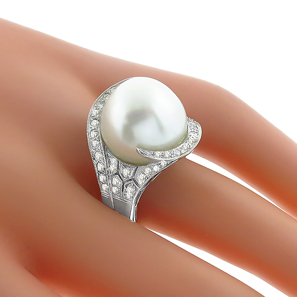 diamond  south pearl and diamond 14k white gold ring 1