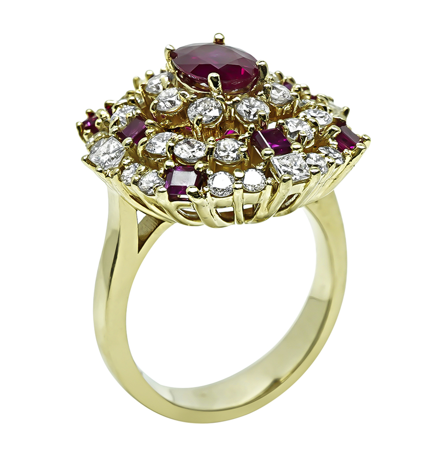 Estate 1.75ct Burma Ruby 2.00ct Diamond Gold Cocktail Ring