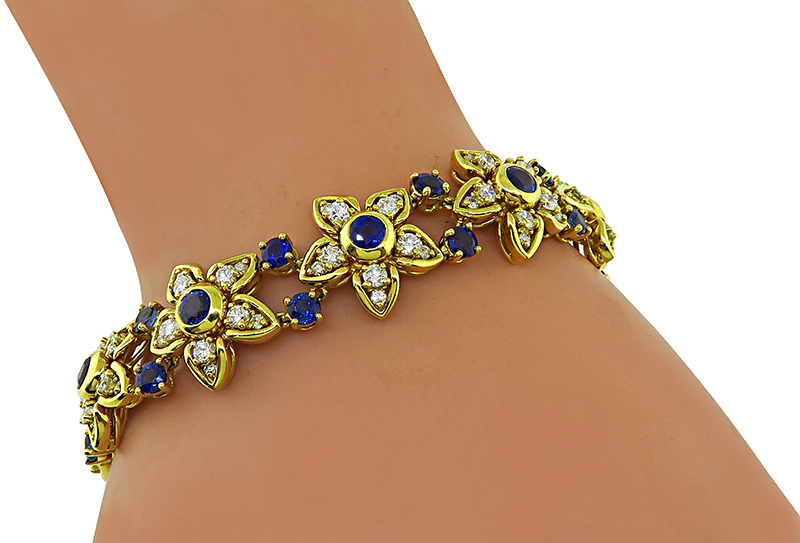 Round Cut Diamond and Sapphire 18k Yellow Gold Jewelry Set by Kurt Wayne