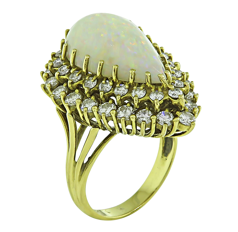 Estate Opal 1.75ct Diamond Gold Ring