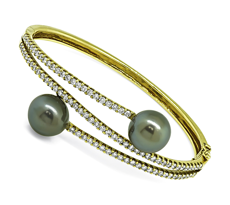 Estate Pearl 2.50ct Diamond Gold Bangle