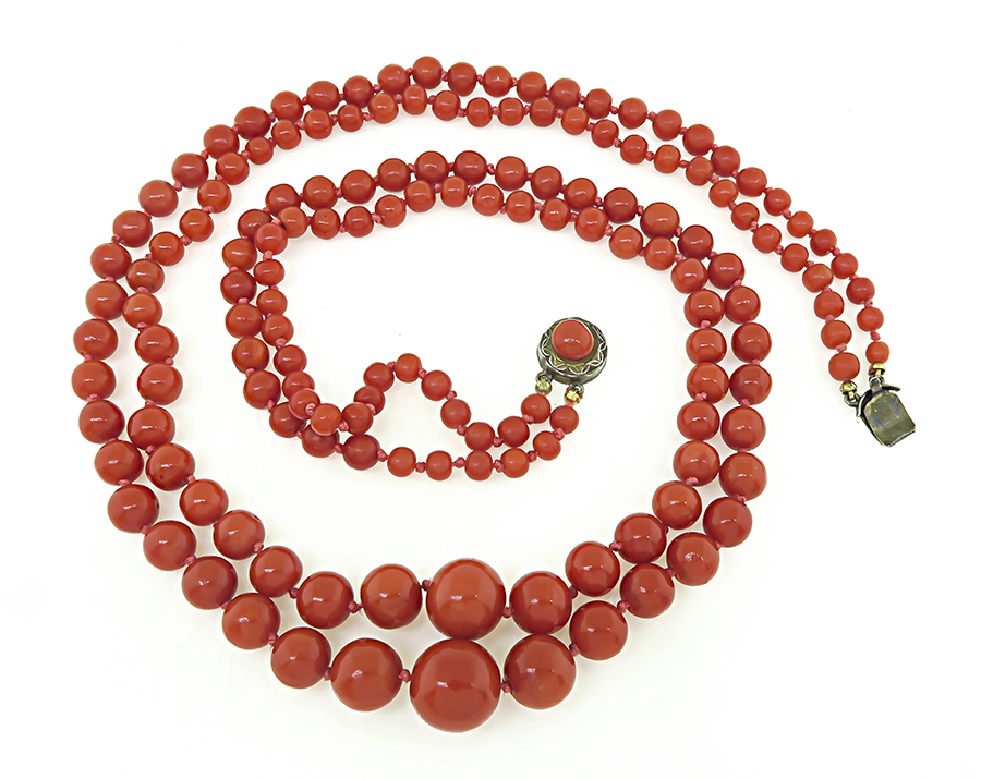 Antique Coral Beads Necklace