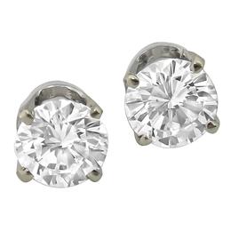 4k white gold stud earrings 1